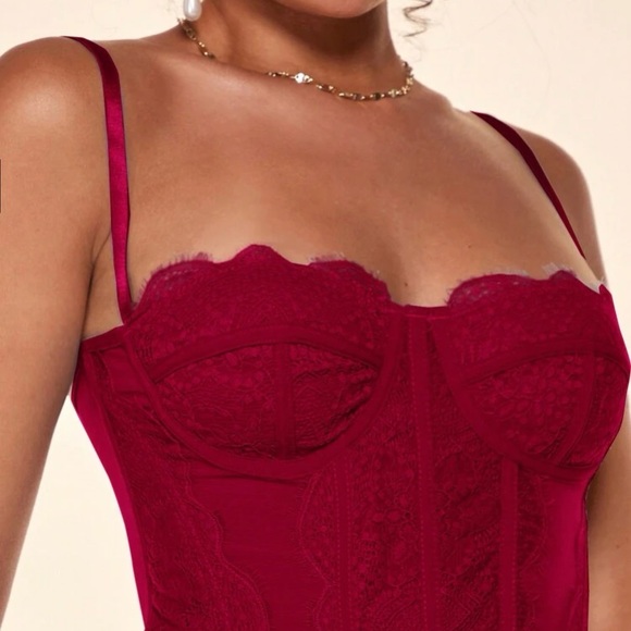 Luxe lace bustier corset cami crop top - Picture 14 of 16